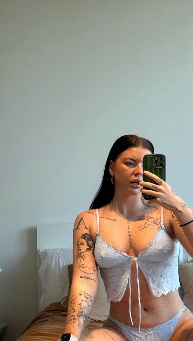 NO PAYMENT REQUIRED- SEXY SINGLE MOM AND TO HAVE FUN - Image 3